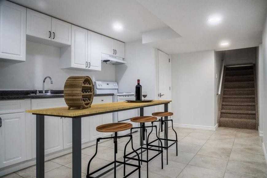 Hamilton - Photo 5 of 10