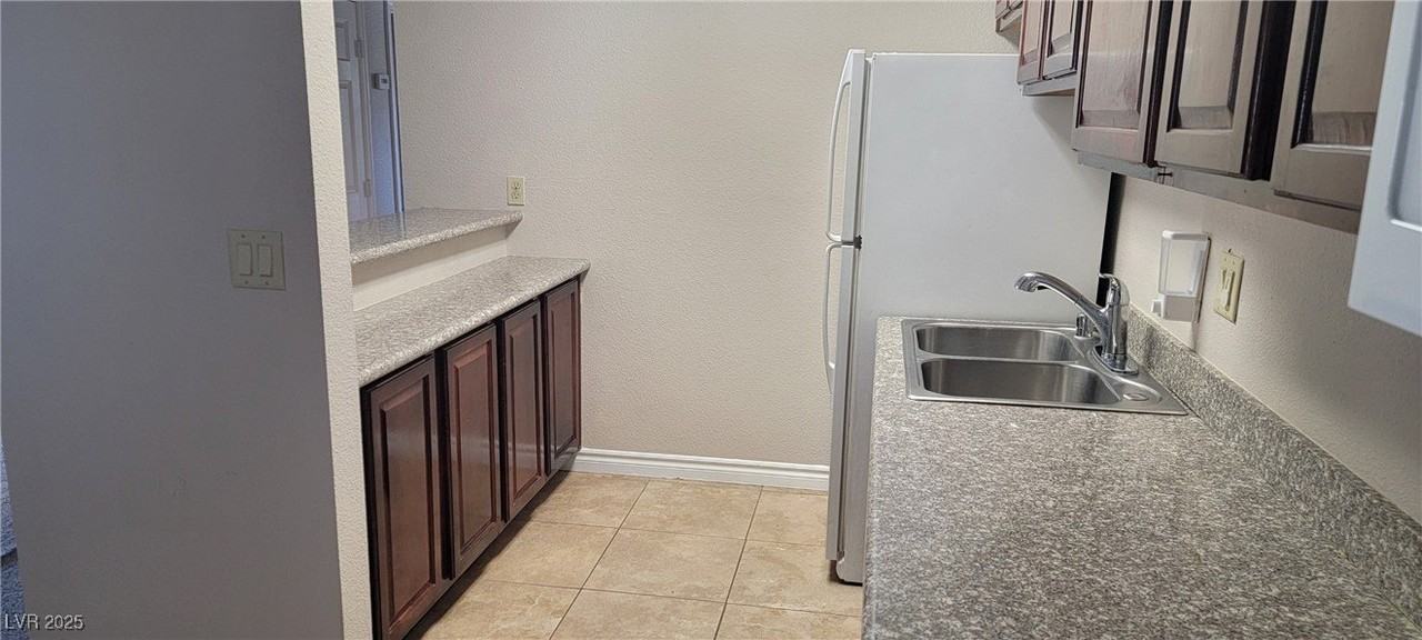 5141 River Glen Dr #158 - Photo 5 of 17