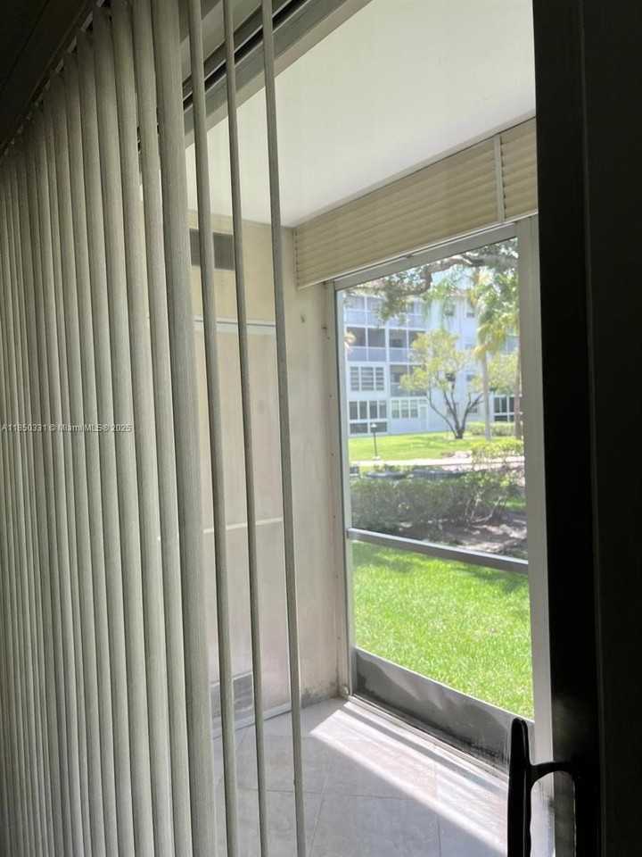 1400 Southwest 124th Terrace #109Q - Photo 5 of 50