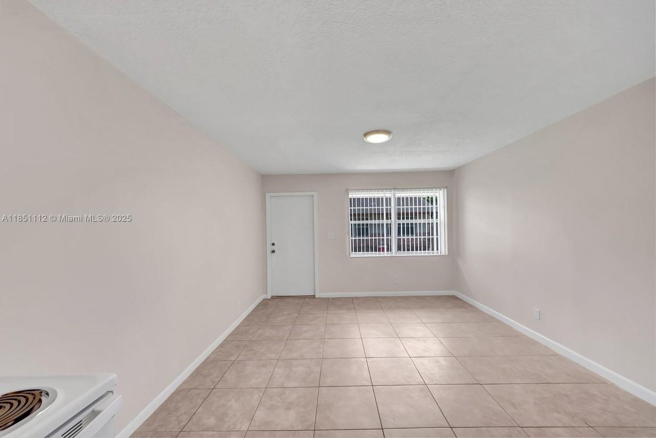 2610 Riverland Dr #B - Photo 7 of 28