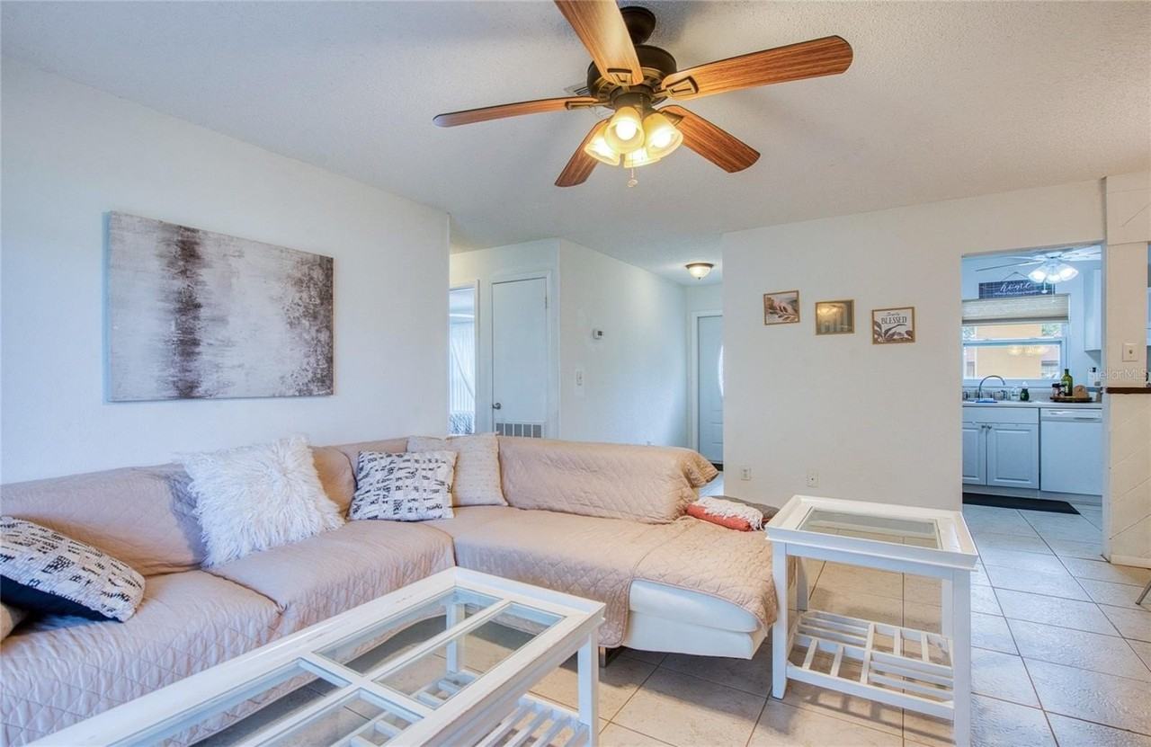 9987 87th St - Photo 7 of 23