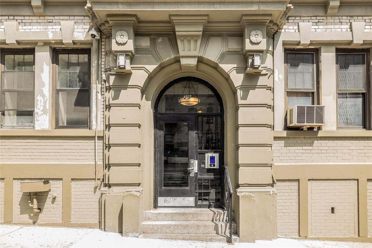 29 Convent Ave #24 - Photo 2 of 19