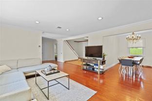 4 Hickory Dr - Photo 1 of 1