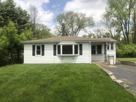 806 Menominee Dr - Photo 1 of 1
