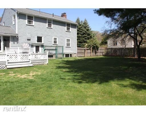 318 West St - Photo 2 of 7