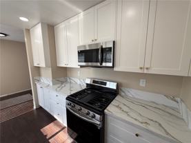 256 Euclid Pl #B - Photo 1 of 1