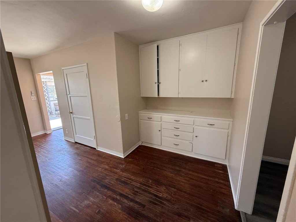 901 N San Gabriel Ave #6 - Photo 4 of 12