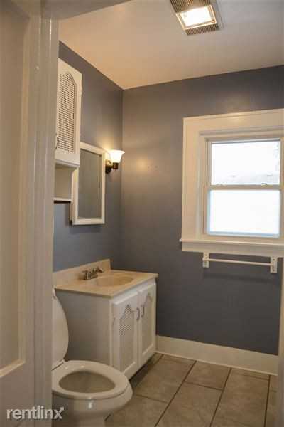 1017 W Barnes Ave - Photo 3 of 10