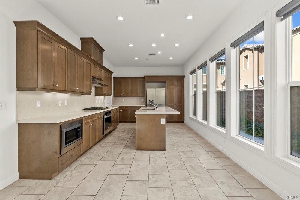 20643 W Chestnut Cir - Photo 2 of 8