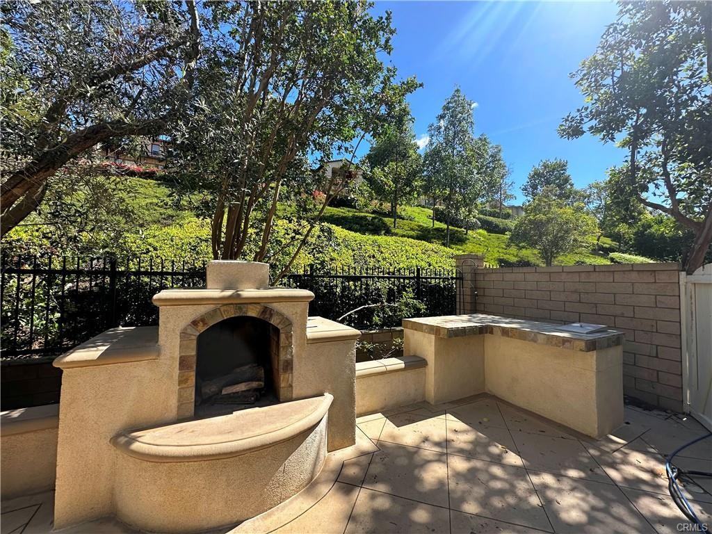 85 Canopy - Photo 3 of 6