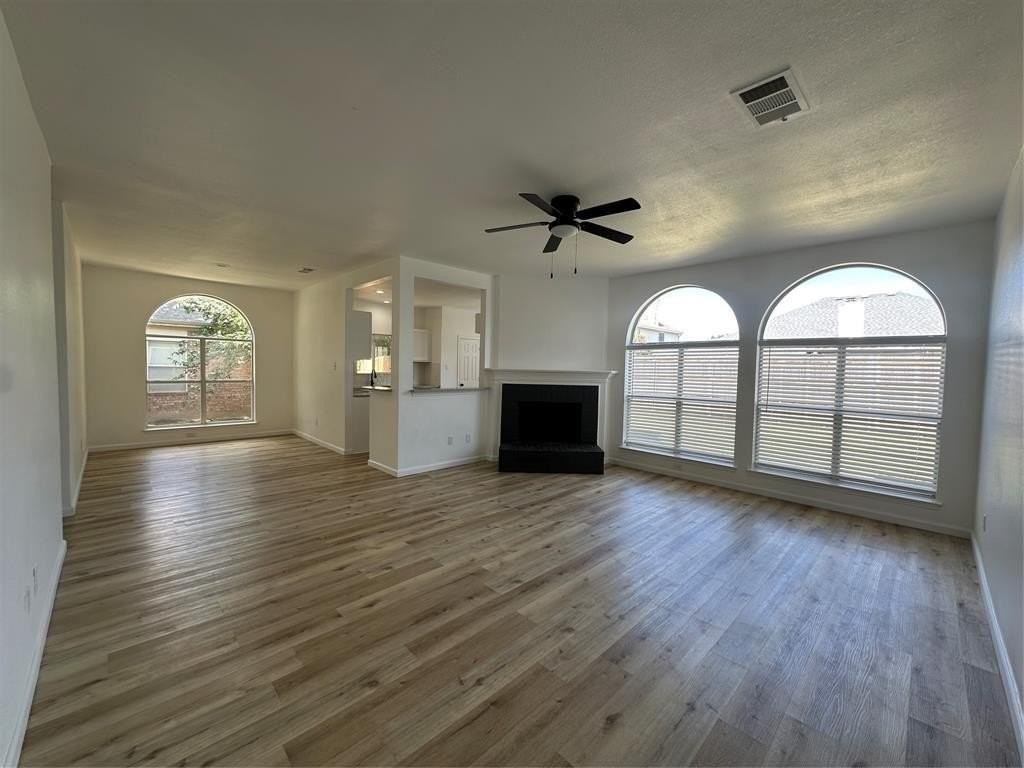 6707 Stone Branch Dr - Photo 5 of 24