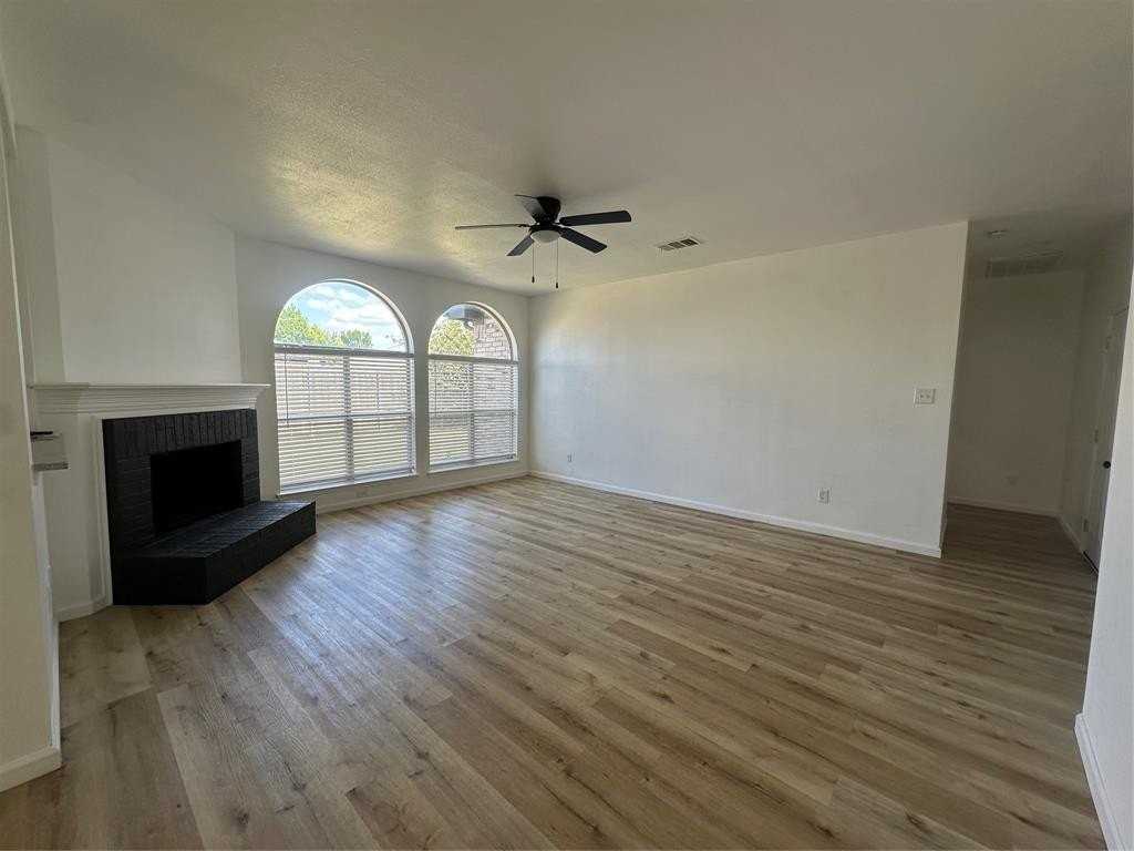 6707 Stone Branch Dr - Photo 6 of 24