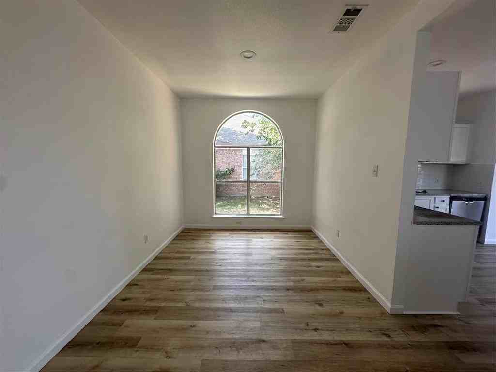 6707 Stone Branch Dr - Photo 7 of 24