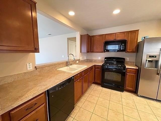 7936 Tatum Dr - Photo 3 of 11