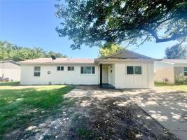 featured image of 713 Cindy Ln