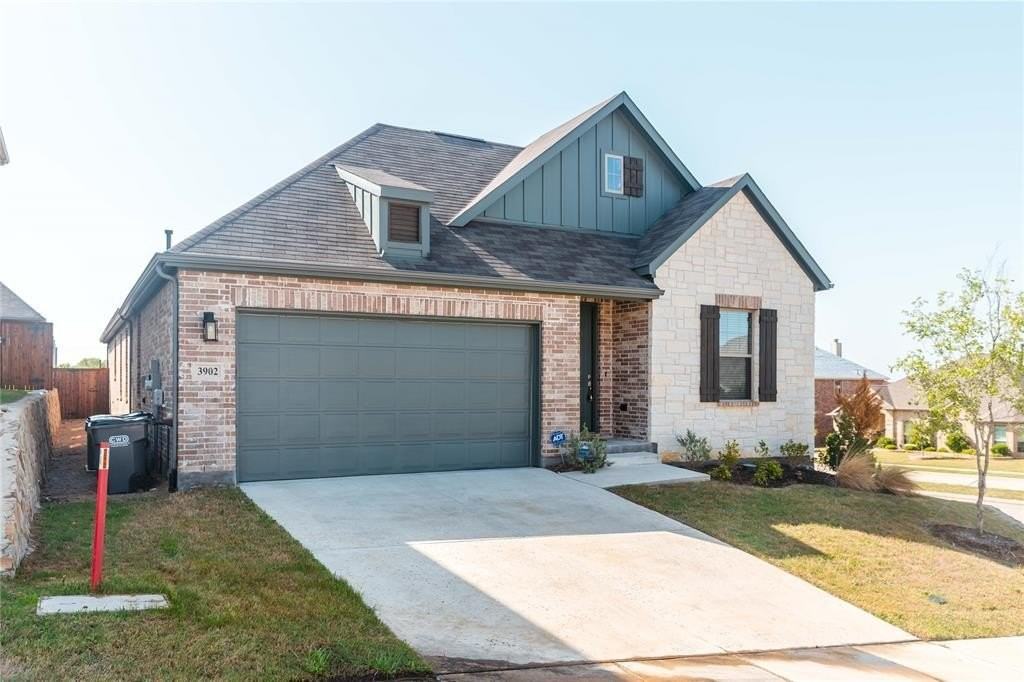 3902 Aventino Court - Photo 2 of 34