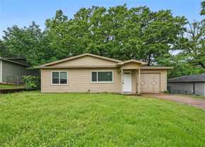 1201 Park Dr - Photo 1 of 1