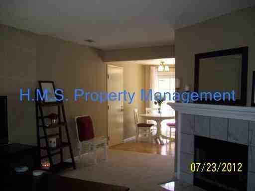 5220 Myna Ct - Photo 3 of 8