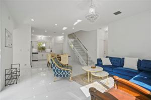 featured image of 833 Sw 17th St #2