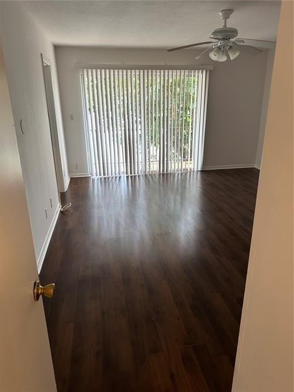 5621 Nw 16th St - Photo 7 of 28