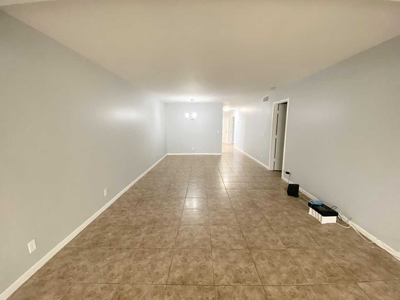 1100 Boxwood Dr #101 - Photo 7 of 33