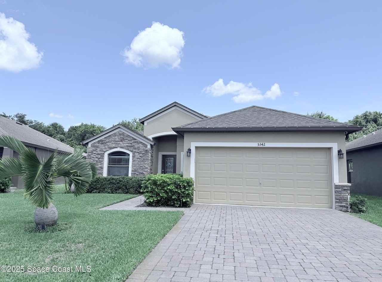 5342 Radiance Ct - Photo 2 of 27