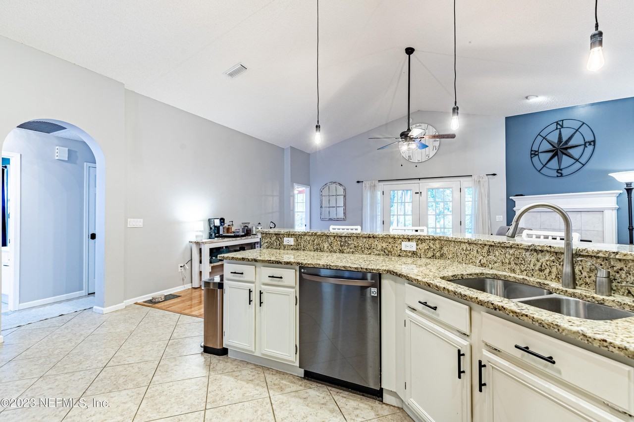 1456 Creeks Edge Ct - Photo 6 of 22