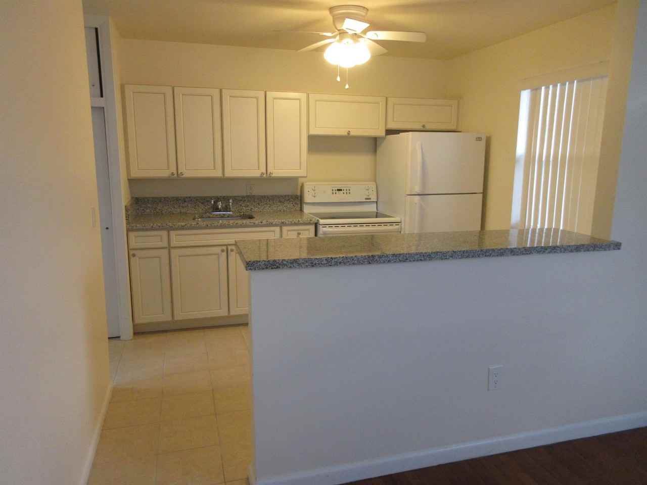 1238 17th Avenue North - Photo 4 of 8