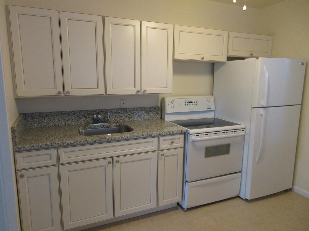 1238 17th Avenue North - Photo 5 of 8