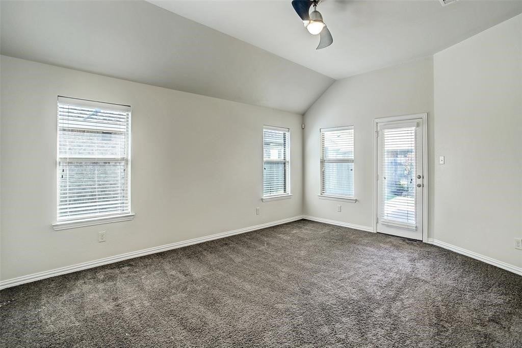 26607 Grey Sparrow Dr - Photo 7 of 16