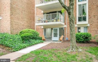 2525 Huntington Ave #18 - Photo 1 of 1