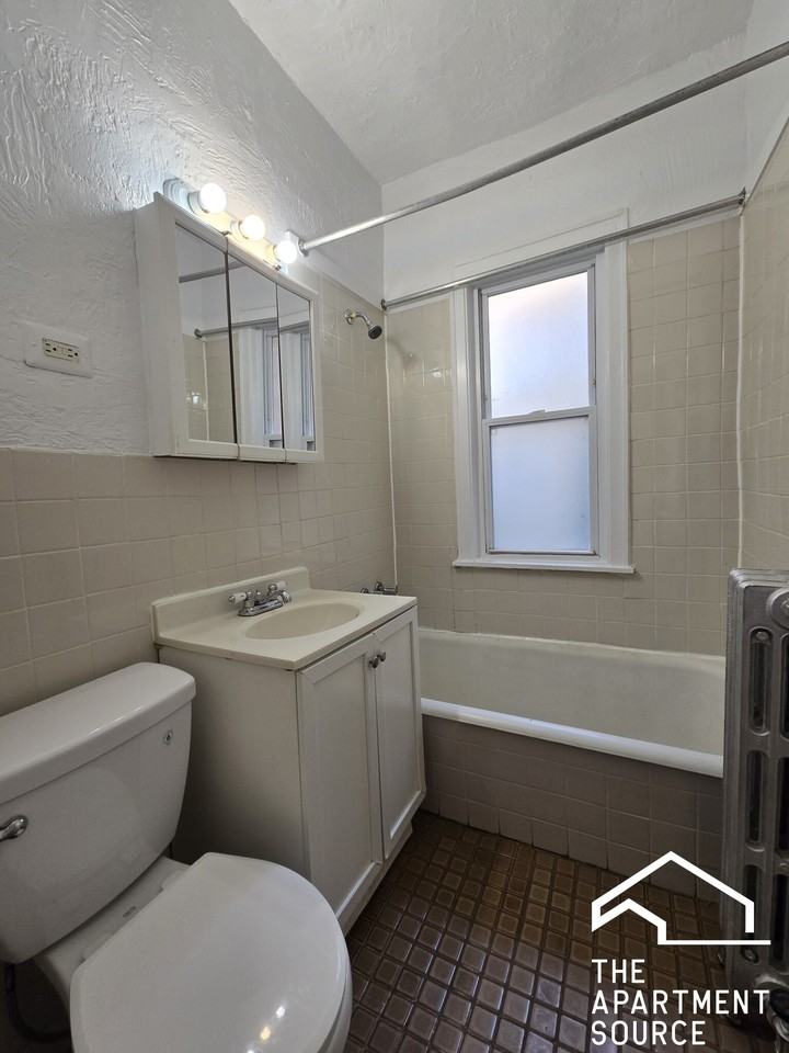 4931 N Whipple St #3E - Photo 5 of 7