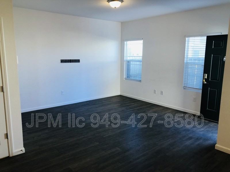 537 Autumn Breeze Cir - Photo 3 of 13