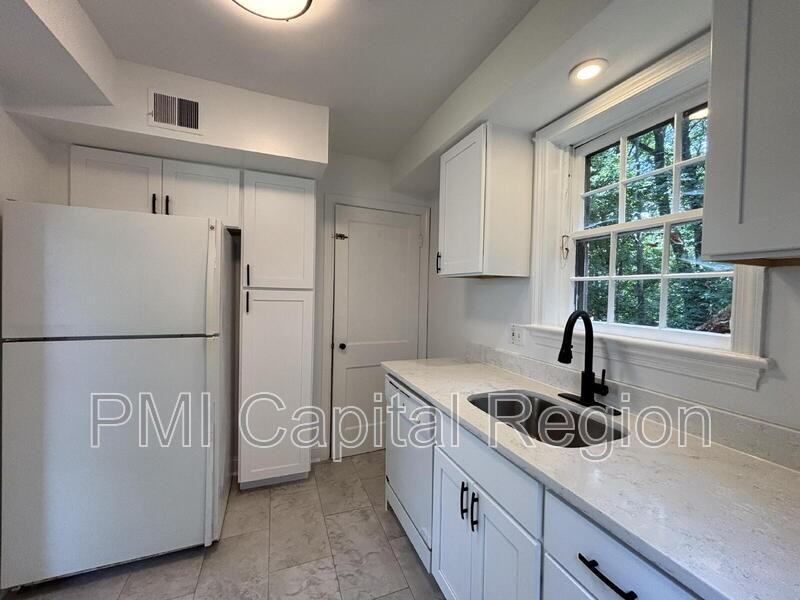 9919 Big Rock Rd - Photo 5 of 23