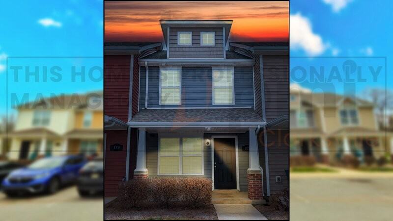 375 Sam Houston Circle - Photo 5 of 30