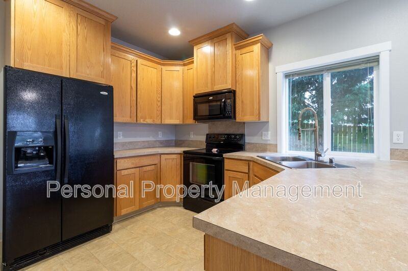 5010 Ne 29th Ave - Photo 5 of 19