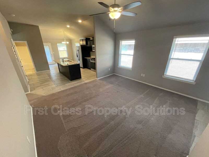 11613 Sw 8th Cir - Photo 3 of 30