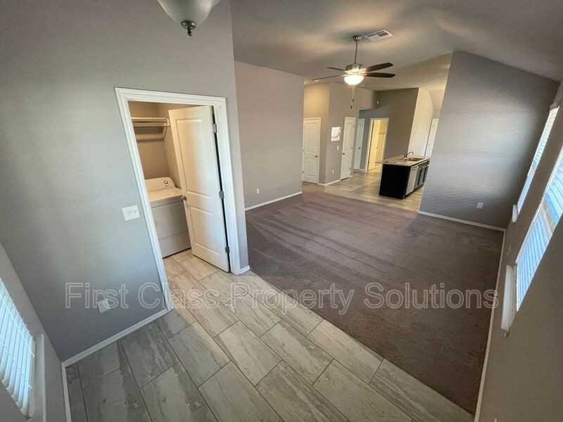 11613 Sw 8th Cir - Photo 6 of 30