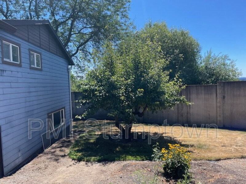 11095 Se 92nd Ct - Photo 3 of 32