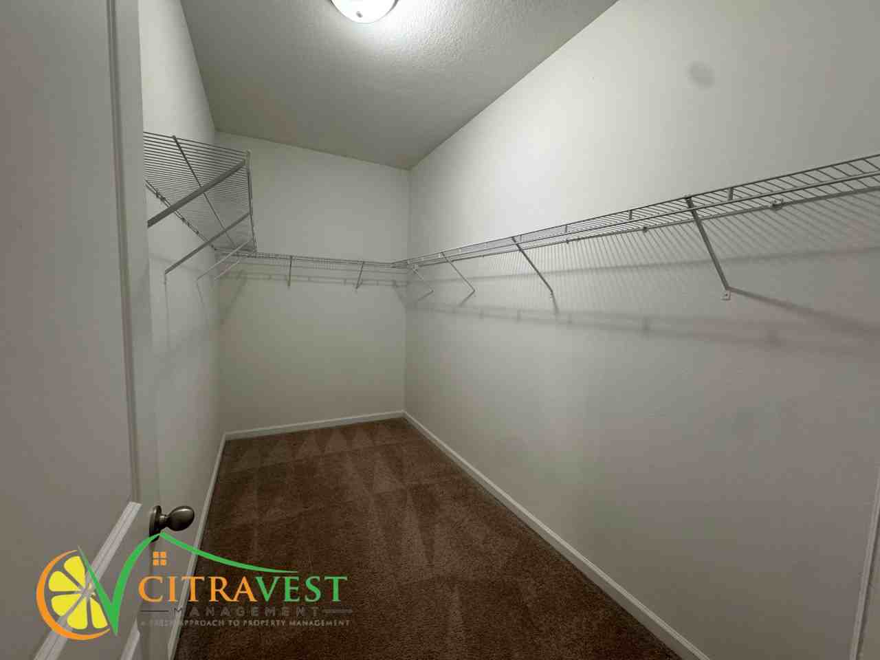 4833 St James Ct - Photo 6 of 12