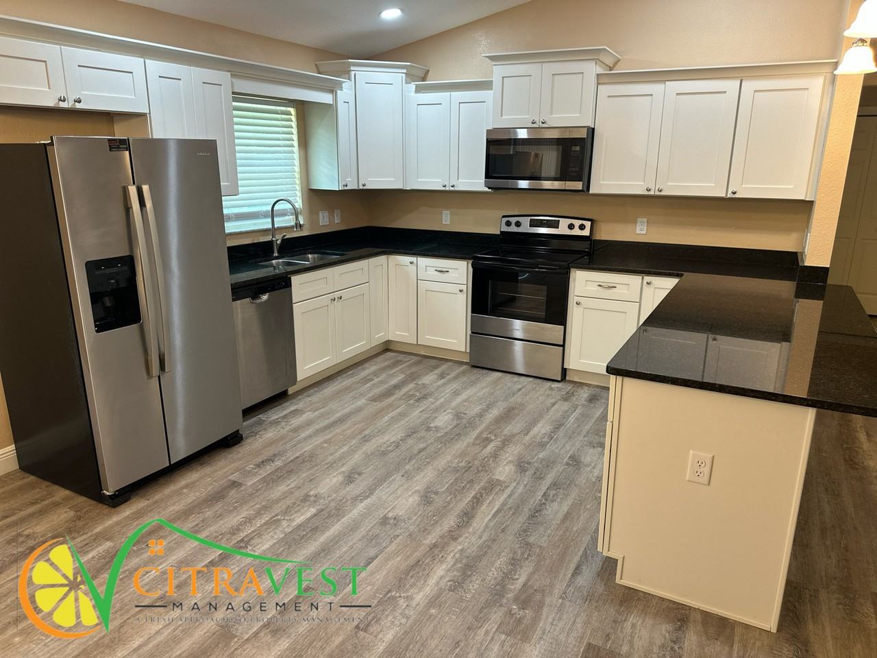 531 W Charming Pl - Photo 2 of 13