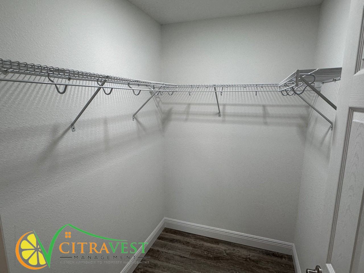 531 W Charming Pl - Photo 5 of 13