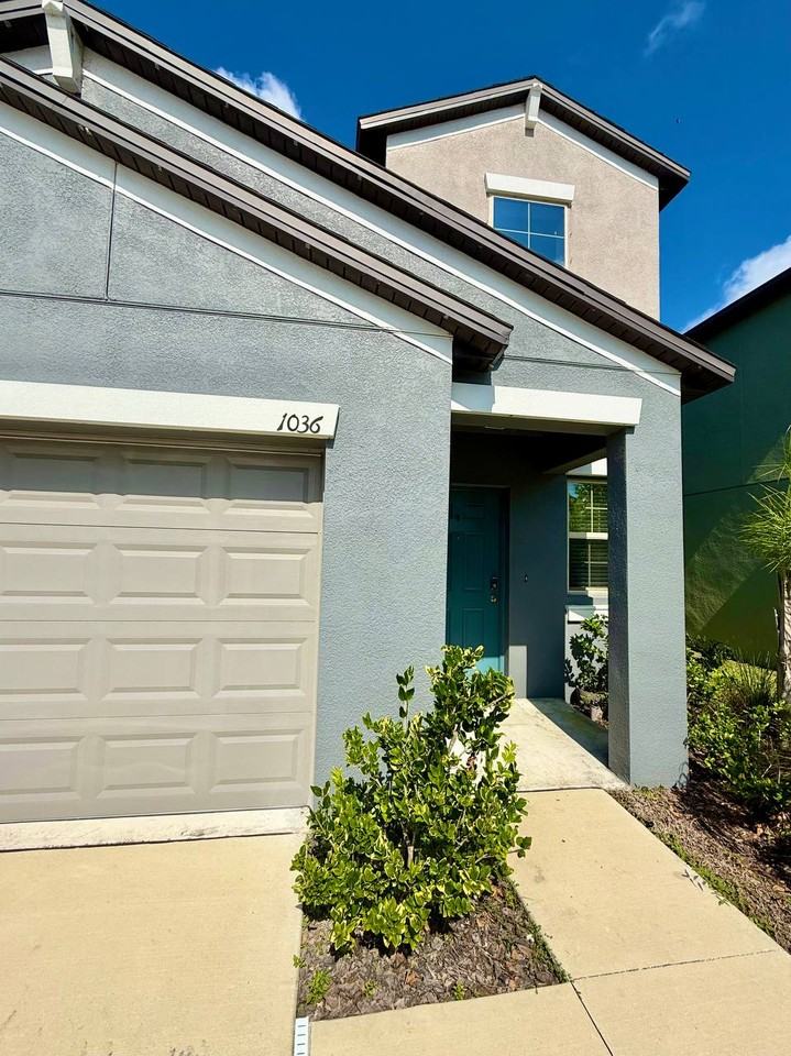 1036 Royal Empress Dr - Photo 4 of 45