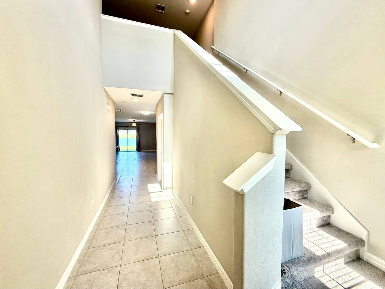 1036 Royal Empress Dr - Photo 5 of 45