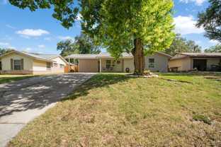 307 Dawnridge Dr - Photo 1 of 1