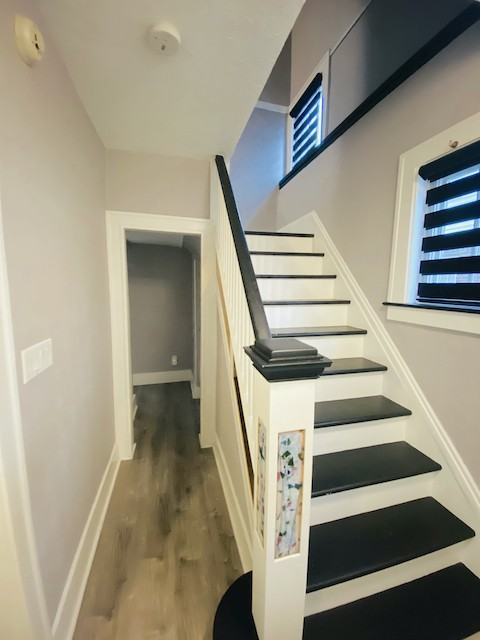 1858 Pillette Rd - Photo 3 of 45