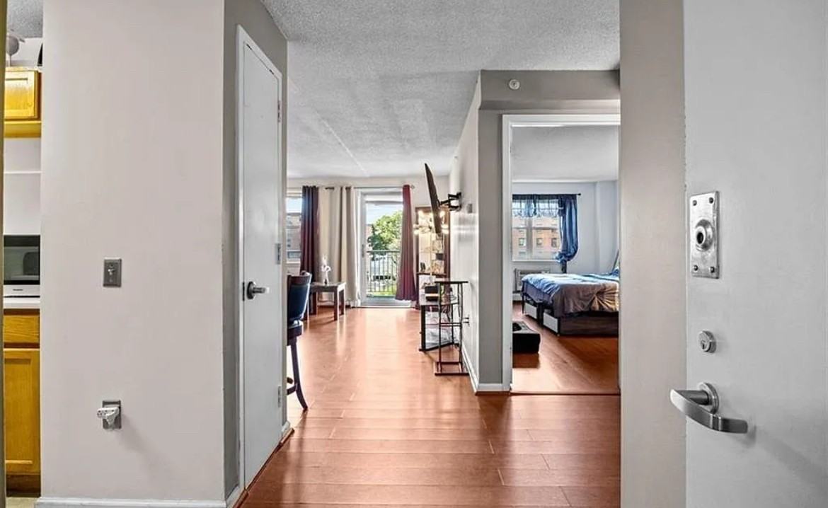 221 Beach 80Th St - Photo 3 of 11