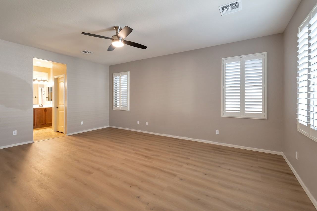 3863 S Verbena Ave - Photo 5 of 15