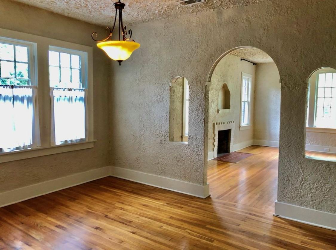 319 S 22nd Ave - Photo 3 of 12