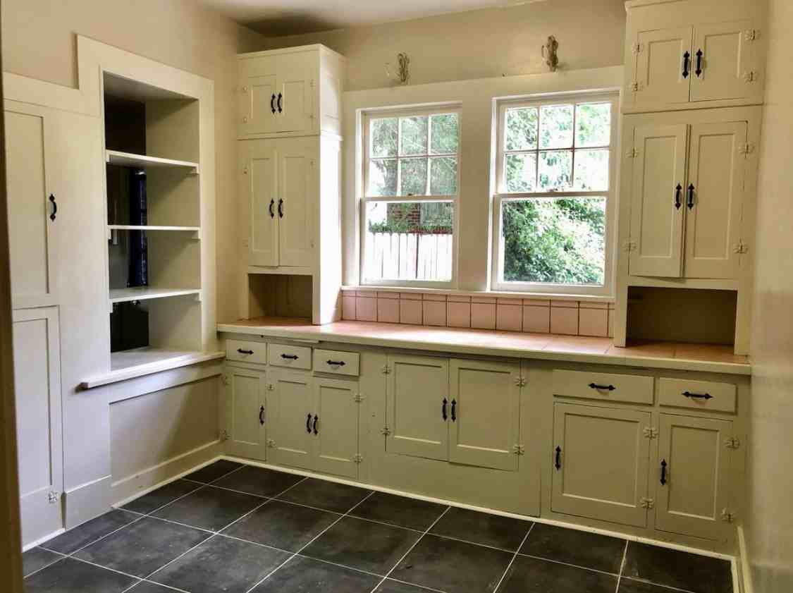 319 S 22nd Ave - Photo 4 of 12